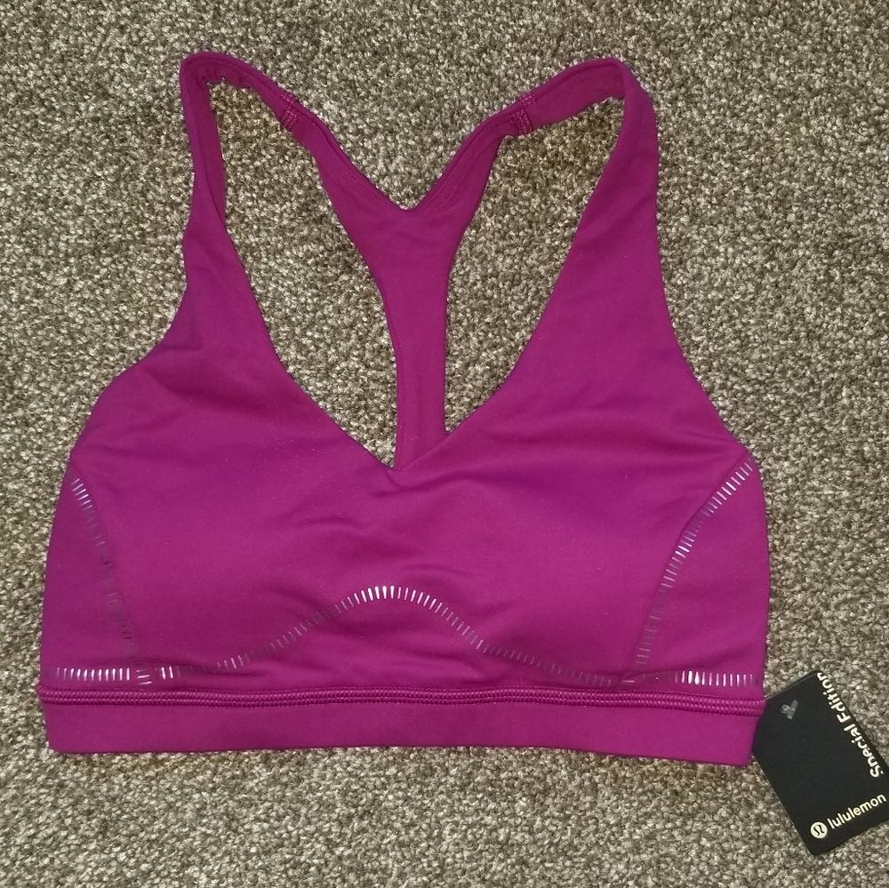 Lululemon arise nulu bra size 4